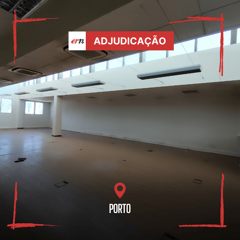 construção de escritório no porto